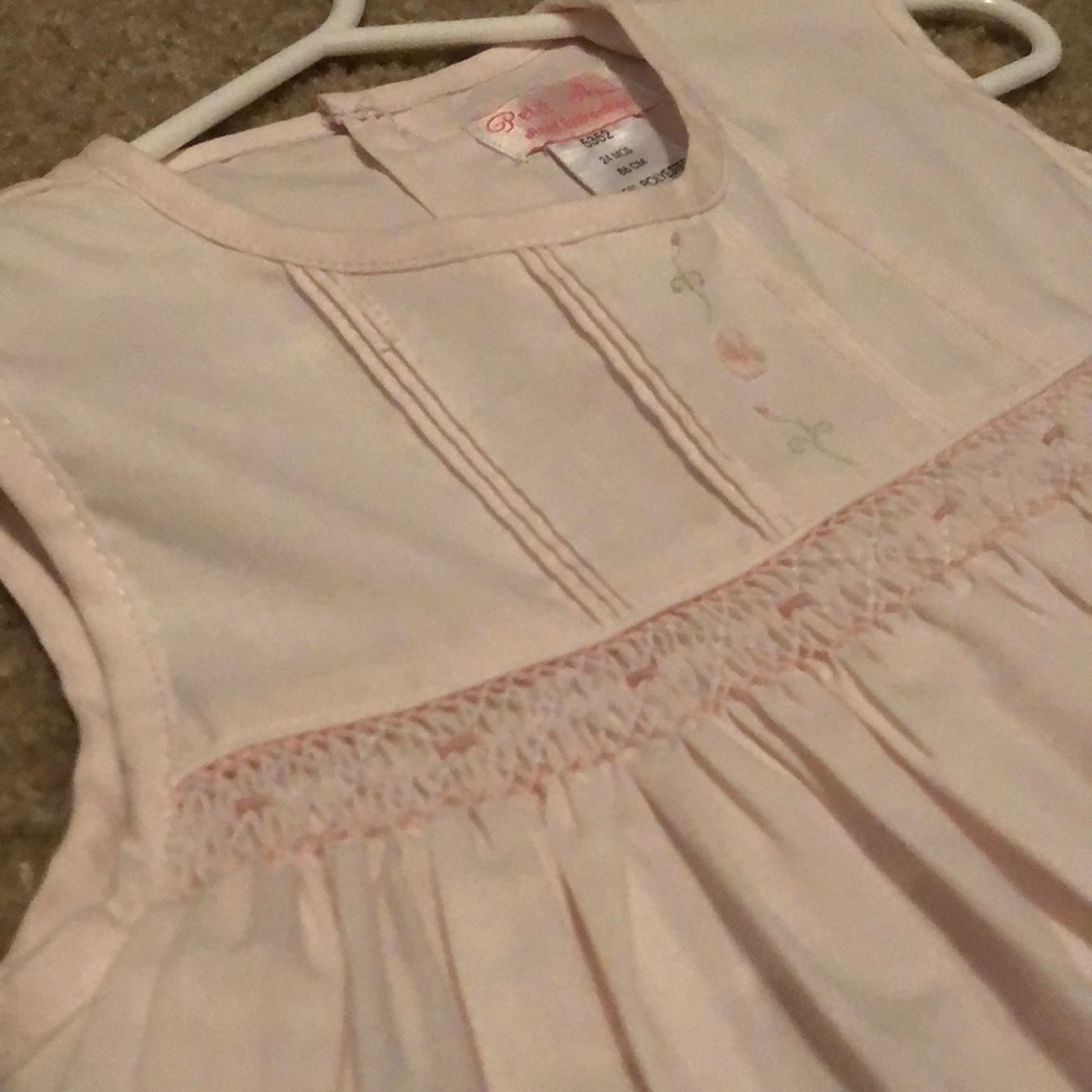 Petit Ami smocked dress ✨